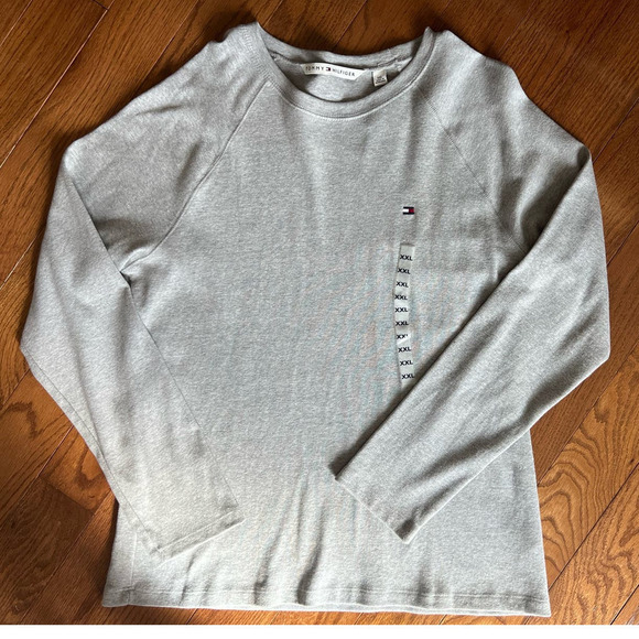 Tommy Hilfiger Slim Fit Favorite Long Sleeve Tee, Heathered Gray, size XXL - Picture 7 of 8